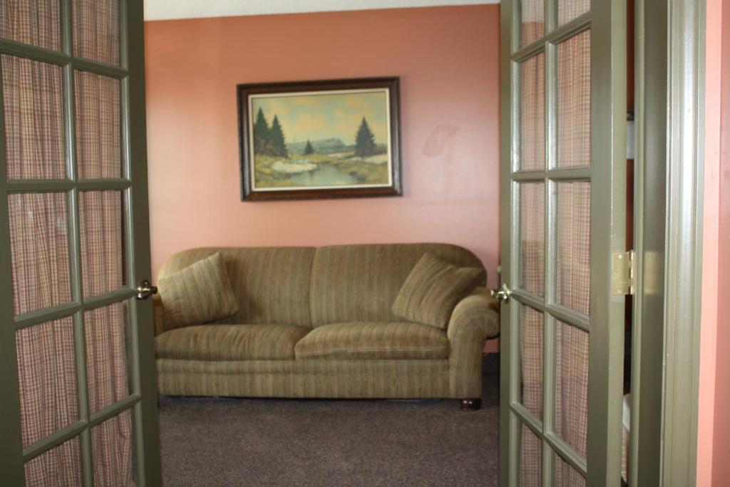 Outback Roadhouse Motel & Suites Branson Værelse billede