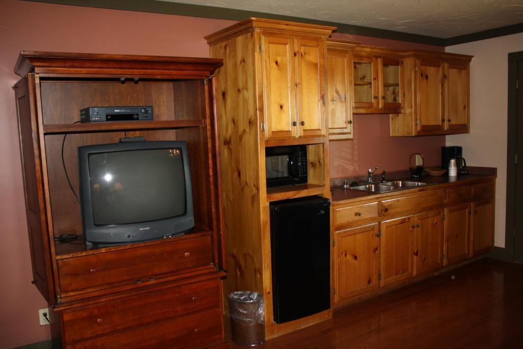 Outback Roadhouse Motel & Suites Branson Værelse billede