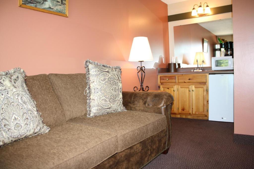 Outback Roadhouse Motel & Suites Branson Værelse billede