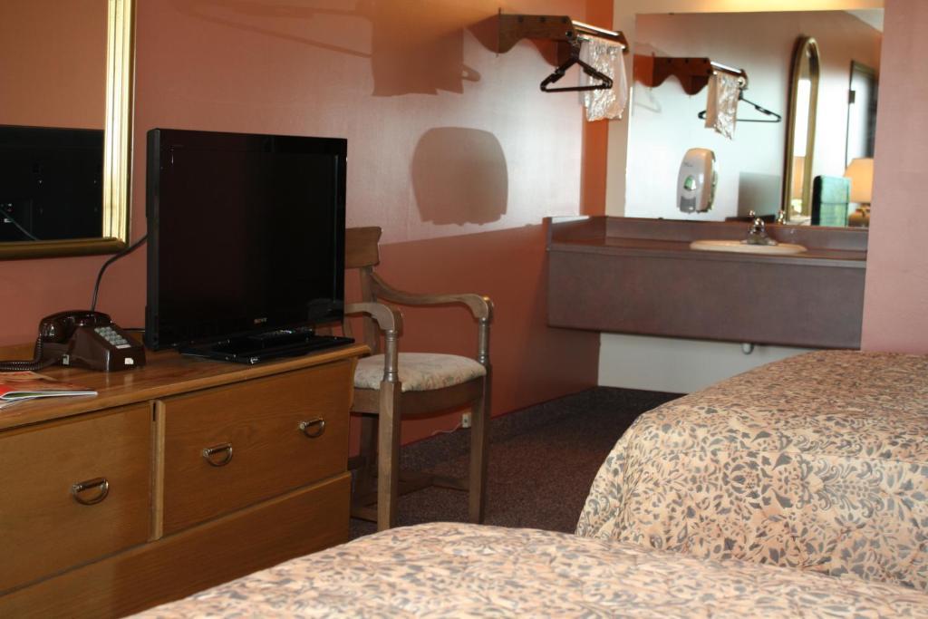 Outback Roadhouse Motel & Suites Branson Værelse billede