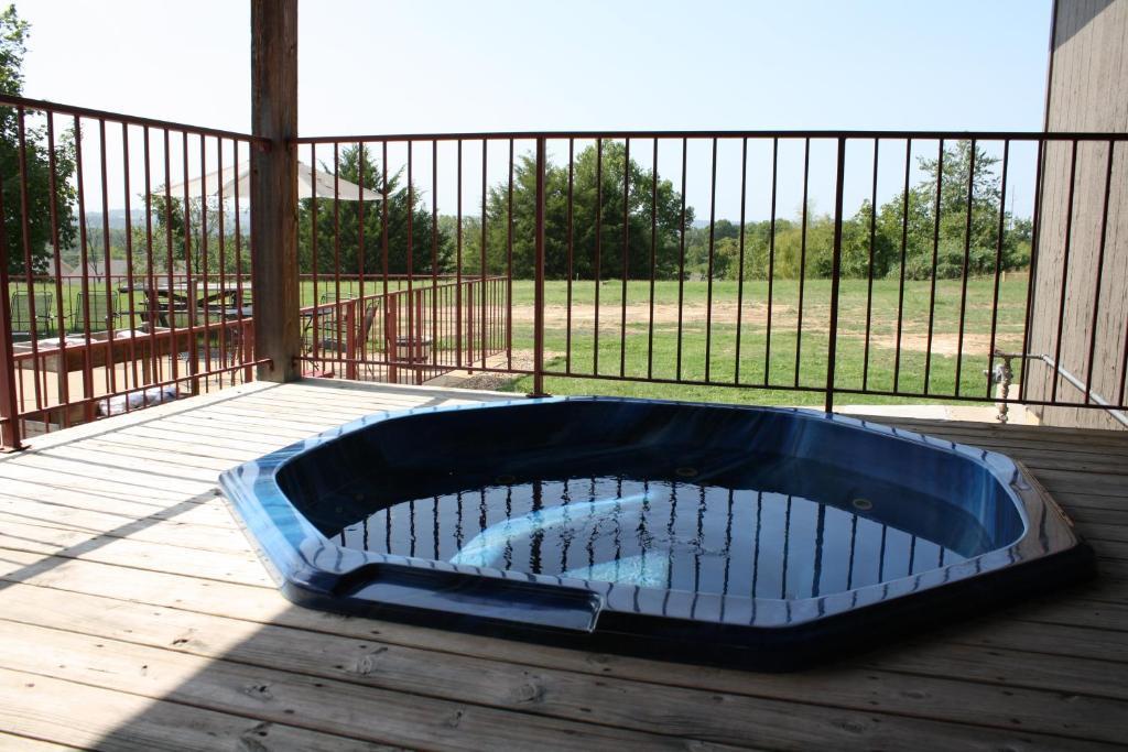 Outback Roadhouse Motel & Suites Branson Eksteriør billede