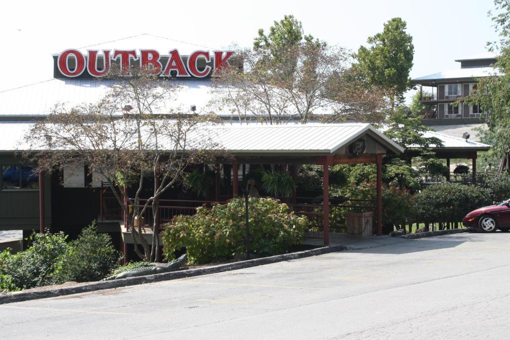 Outback Roadhouse Motel & Suites Branson Eksteriør billede
